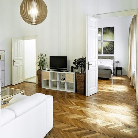 Heart Of The City, Entire Very Big Apartment Будапеща Екстериор снимка