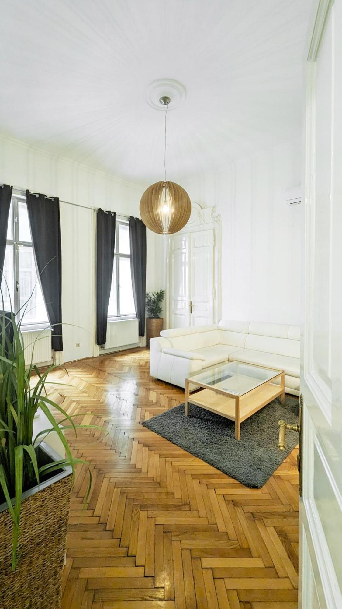 Heart Of The City, Entire Very Big Apartment Будапеща Екстериор снимка
